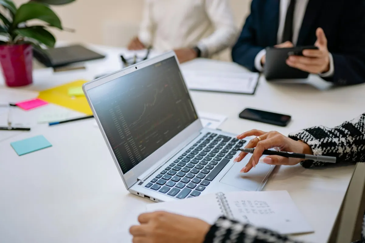 De freelancer a empresa: los 5 pasos para dar el salto sin perderlo todo | Gruponea