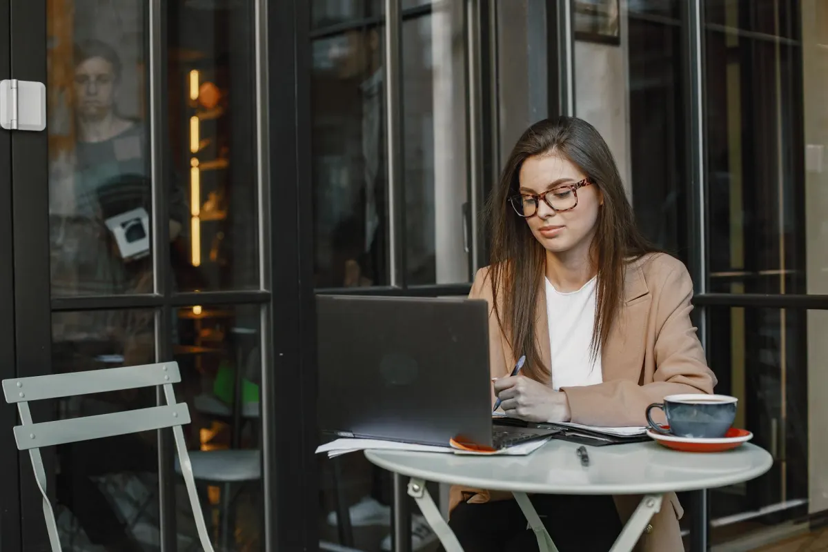 SEO local: cómo aparecer en Google cuando te buscan en tu ciudad | Gruponea